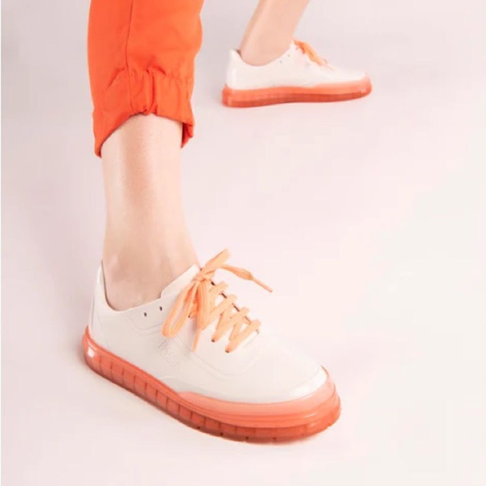 Melissa classic sneakers orange/white sz 6